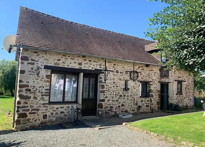 Les Hirondelles بيت للعطل *